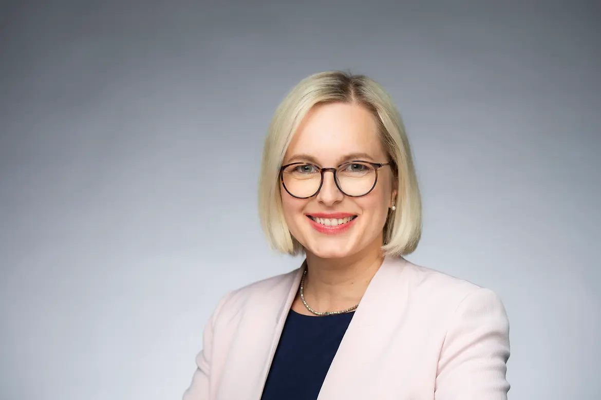 Pressereferat Staatministerin für Sport und Ehrenamt Dr. Christiane Schenderlein